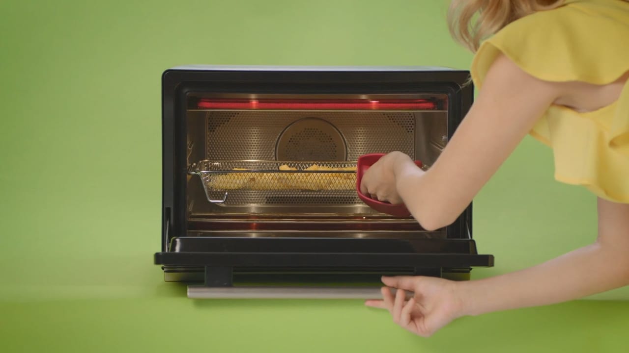W Labs | The Smart Oven - Commercial preview.