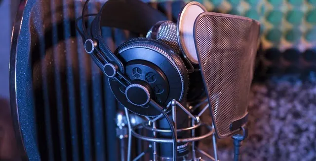 Getting the Best Recording out of Voice Talent article image showing ECG Productions post-production and finishing work.