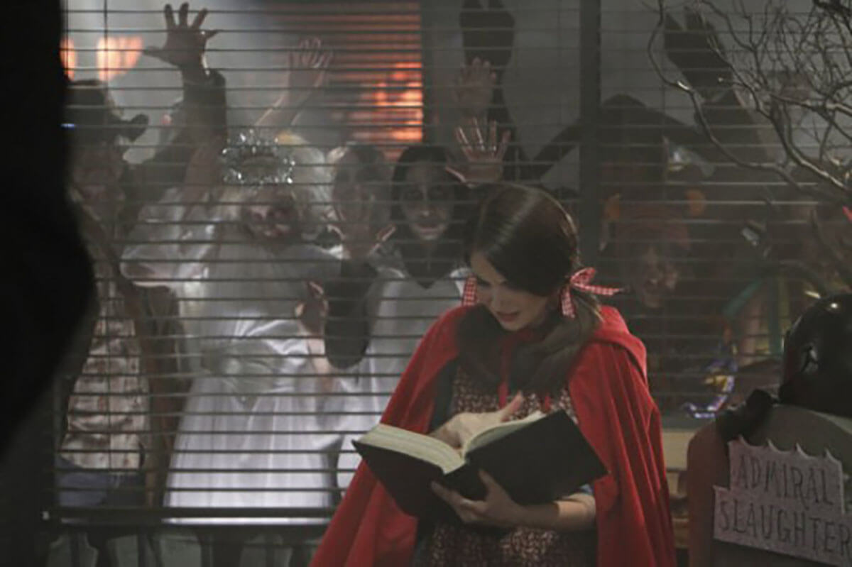 Halloween TV - Community S2E6 Epidemiology - Zombies with Alison Brie